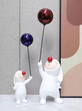现代简约网红气球精灵兔子摆件玄关卧室客厅书房样板间家居装饰品