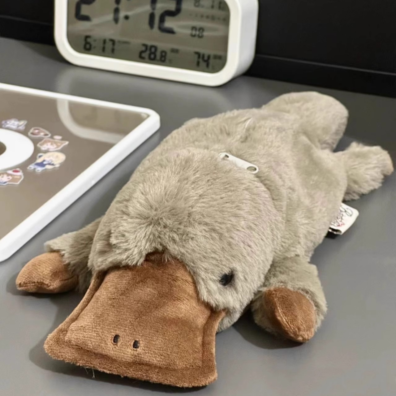 鸭嘴兽玩偶笔袋毛绒公仔动物系列