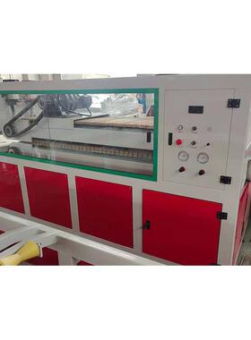 多能PE引片延伸机 P材VC塑料功板材牵机 履795带式墙板扣板输送机