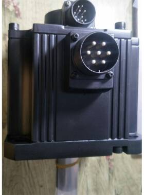 新的带包装CDT伺S服保电机HC-F352HC-SF353修一年