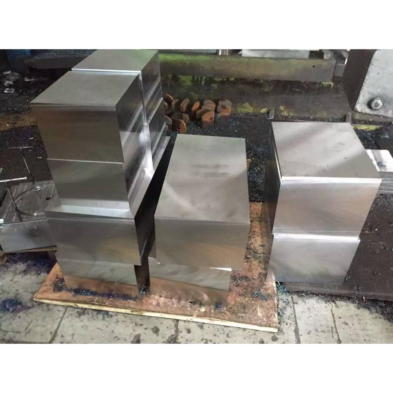 进口3431空冷硬化型热作模具钢板抗氧化性 高的韧性和耐磨性 现货