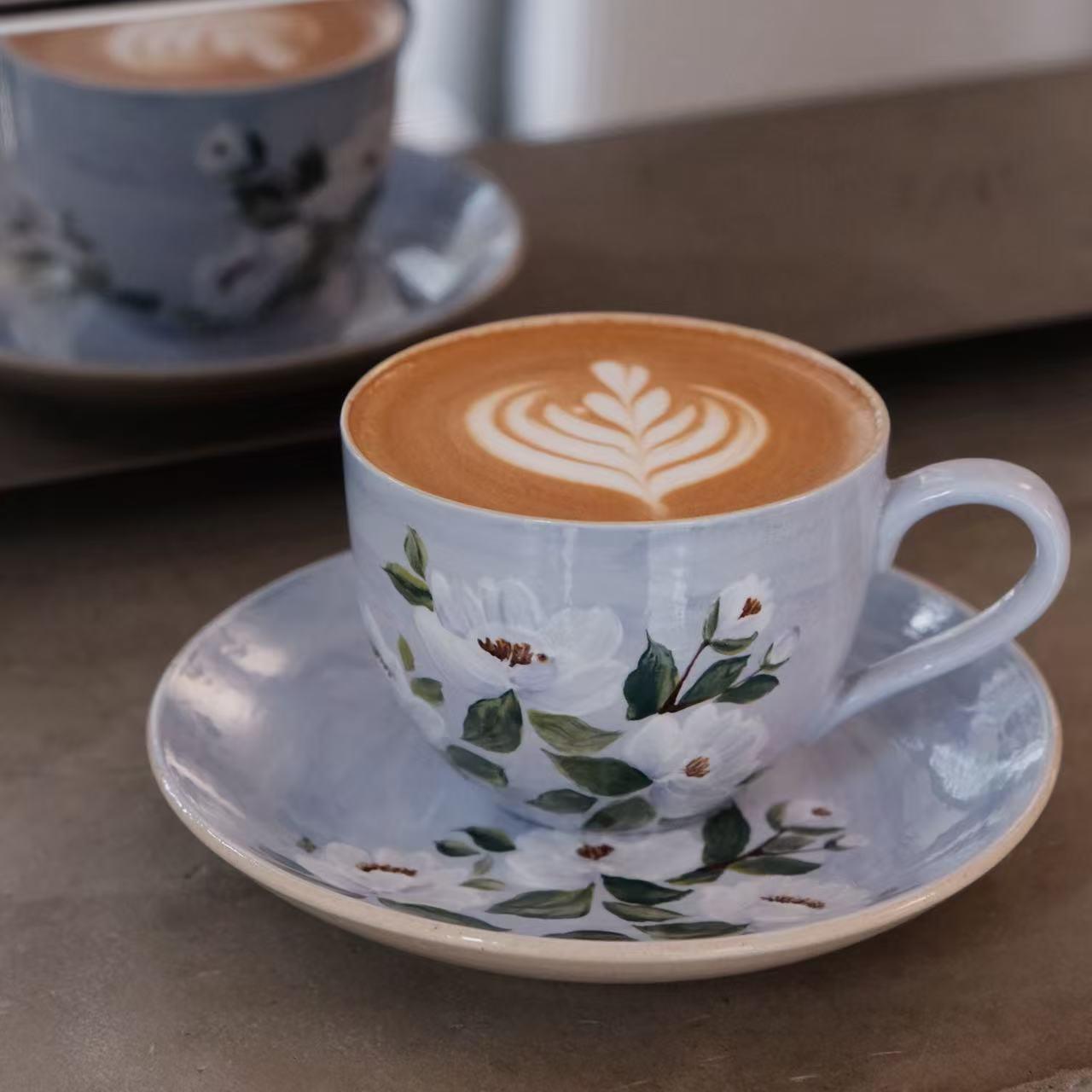 春辰白山茶花咖啡杯碟套装景德镇手绘陶瓷釉下彩小众复古节日礼物