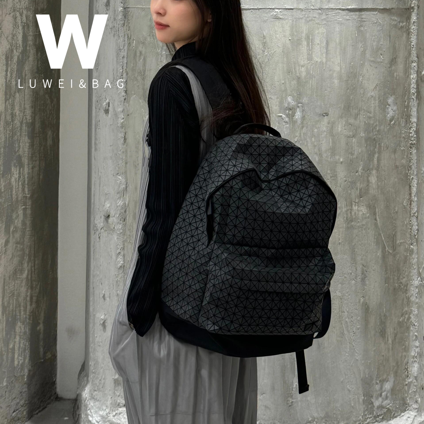 几何菱格旅行双肩包大容量通勤包