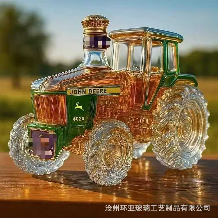 拖拉机造型髙硼硅玻璃酒瓶威士忌酒瓶醒酒器摆件装饰泡酒瓶盛酒器图片