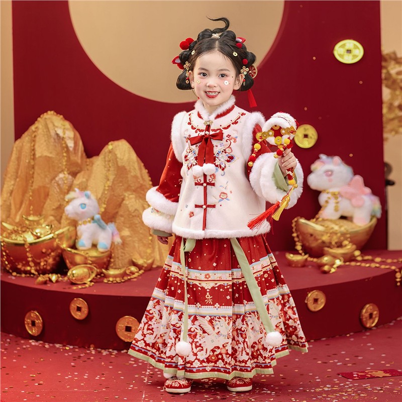 2025新款马年汉服女童明制套装红色印花加绒保暖儿童冬季天使年服