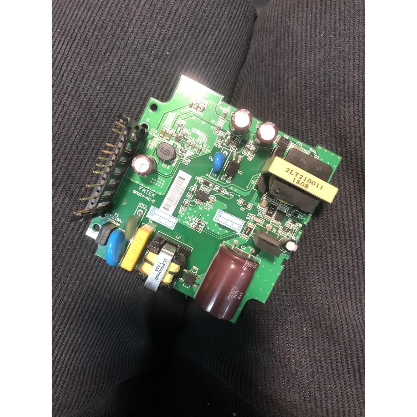永宏plc SPW24-AC-5电源iocpu中主板FBS-101420324060MnCART2-AC