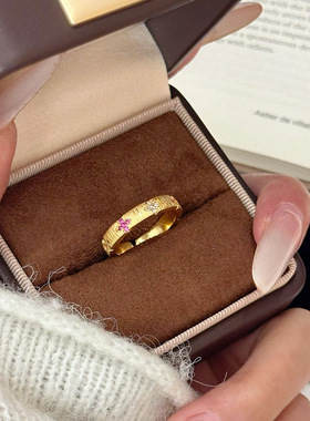 小红书爆款拉丝四叶草闪钻戒指时尚轻奢粉白钻开口指环