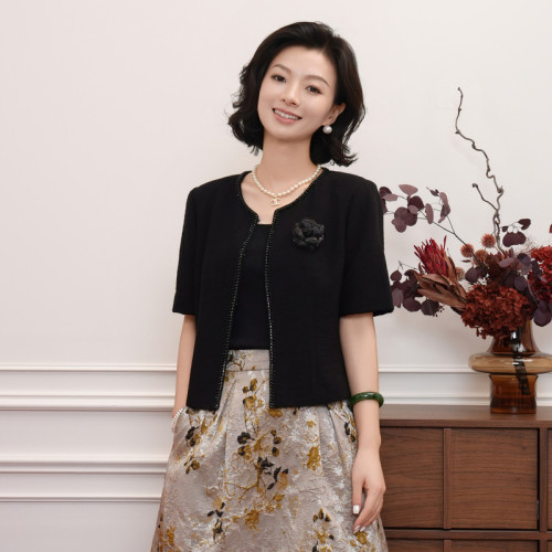 亚麻小香风轻奢高级感短袖外套女