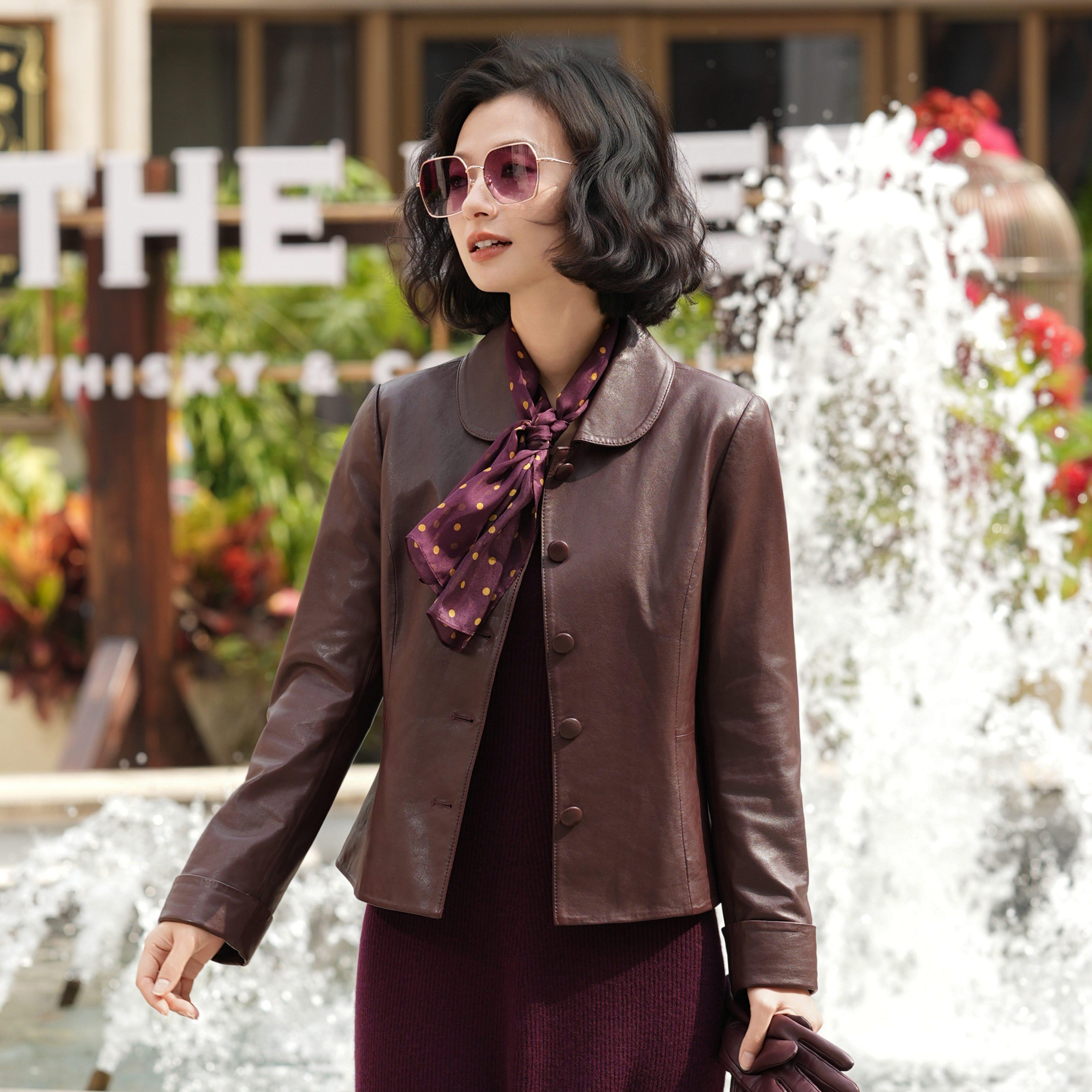 西子/【红了樱桃】土耳其进口半植油腊绵短款收腰皮衣女/WTTJ0797