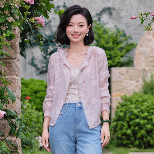 莱赛尔亚麻收腰连帽刺绣轻薄外套