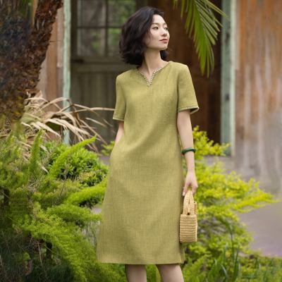 小香风气质钉珠V领收腰连衣裙女