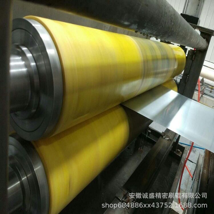 [厂家直销] 滚刷 无纺布挤辊 油漆抛光滚筒刷