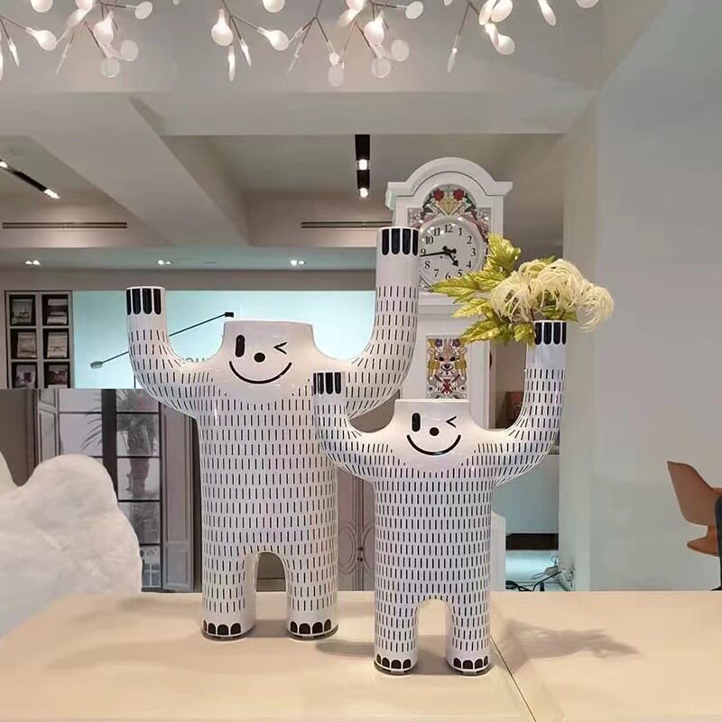 现代简约陶瓷雪人花瓶快乐小恶魔创意摆件饰品家居送礼软装工艺品