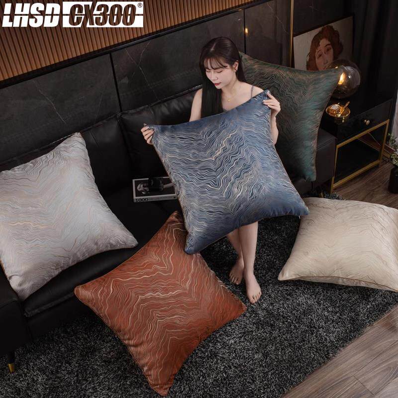 轻奢、高档客厅沙发、枕头、模型房靠垫、靠背、靠套、靠套、窗台