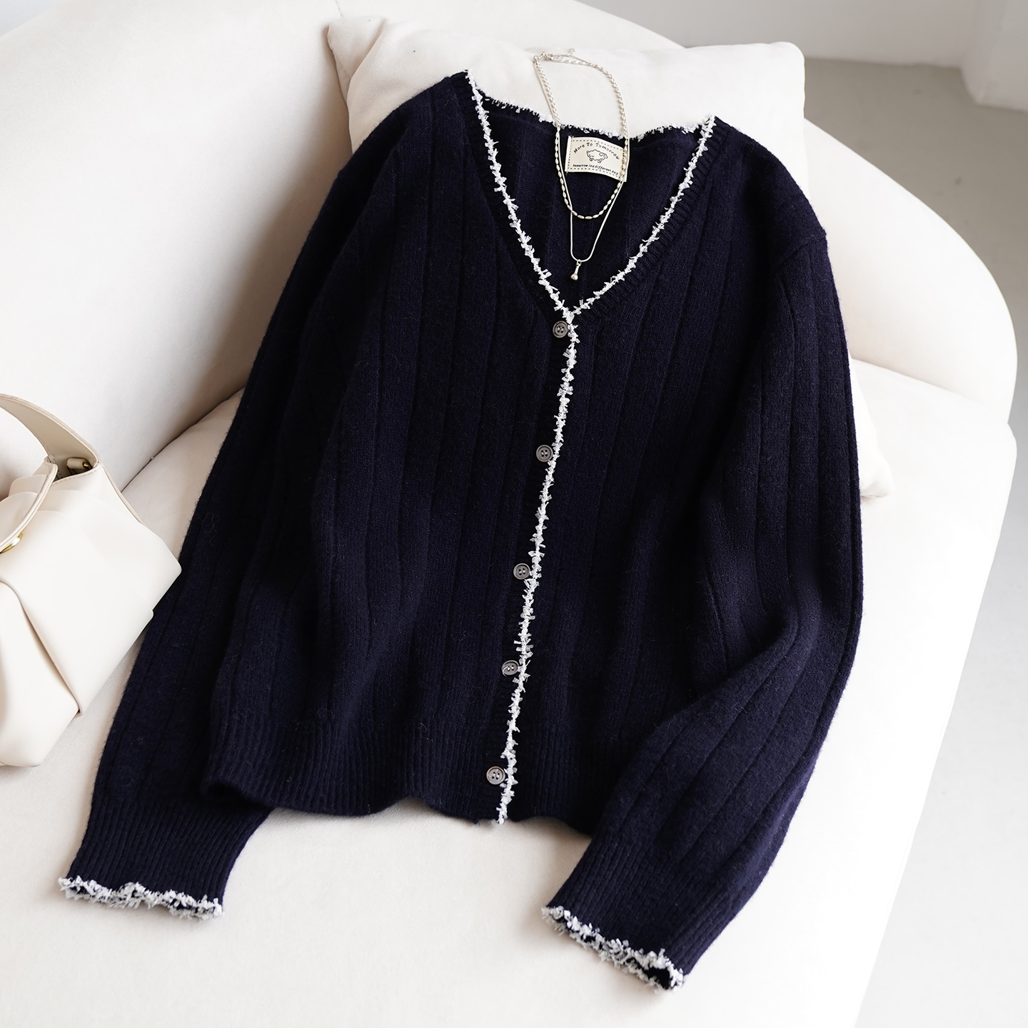 【小糯米专享】 柔软荃洋毛 撞边拼织V领长袖针织开衫HXNK069X