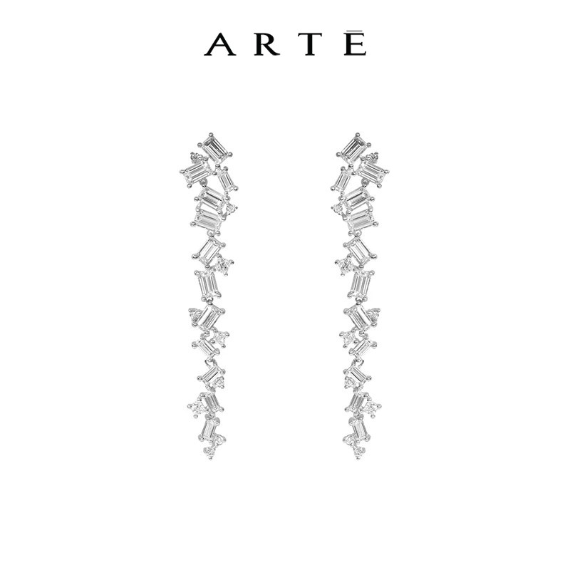 ARTE/艾尔蒂ICY系列时尚轻奢设计925银耳钉送女朋友生日礼物