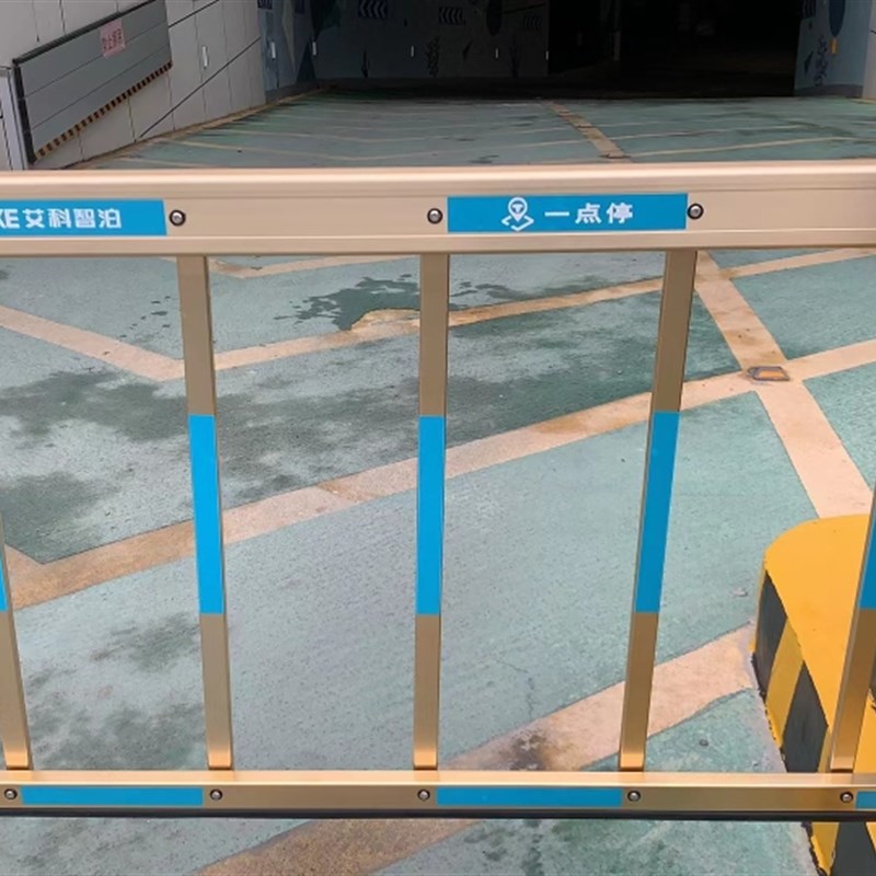 立方道闸杆立方直杆立方栅栏杆小区栏杆停车场道闸杆自动升降杆