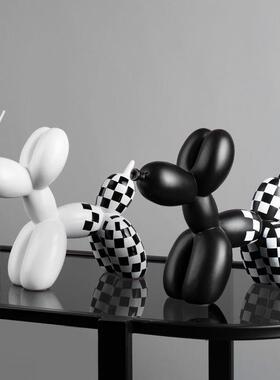 北欧现代创意棋盘格狗轻奢树脂高级感桌面客厅电视柜装饰可爱摆件