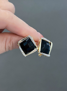 简约小众网红耳环女中古风气质耳饰品黑色菱形耳钉女高级感耳饰品