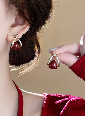 新款安可拉红几何耳环交叉耳钉轻奢小众设计感耳针精致独特耳饰女