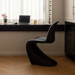 化妆凳轻奢高级感主卧室潘东椅女生衣帽间梳妆台网红意式靠背椅子