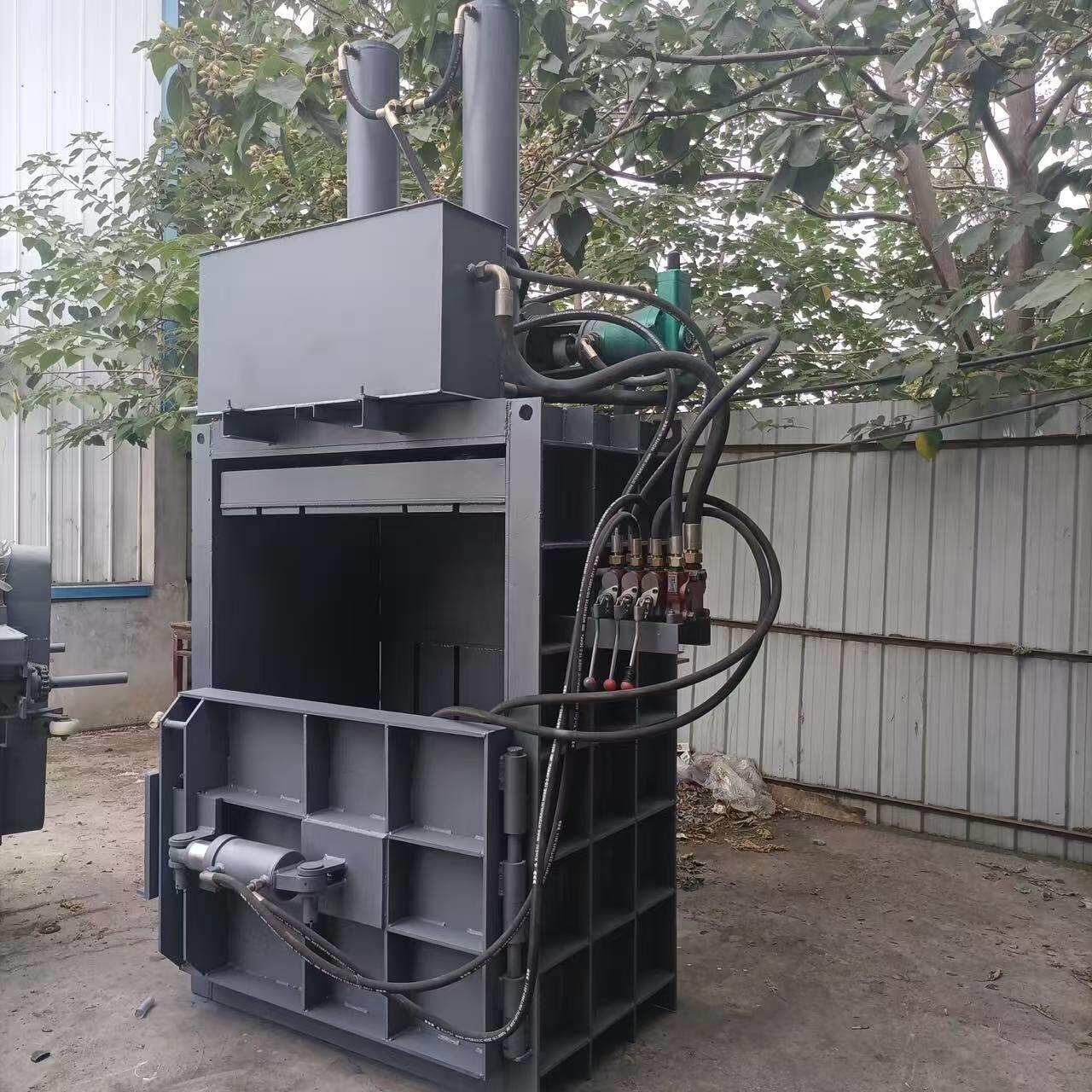 立式液压打包机易拉罐编织袋塑料瓶纸箱薄膜油漆桶打捆厂家直销