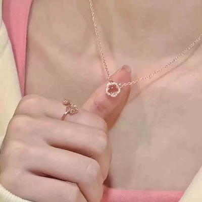 S925银粉色樱花项链女生轻奢小众设计感玫瑰金锁骨链2025新款爆款