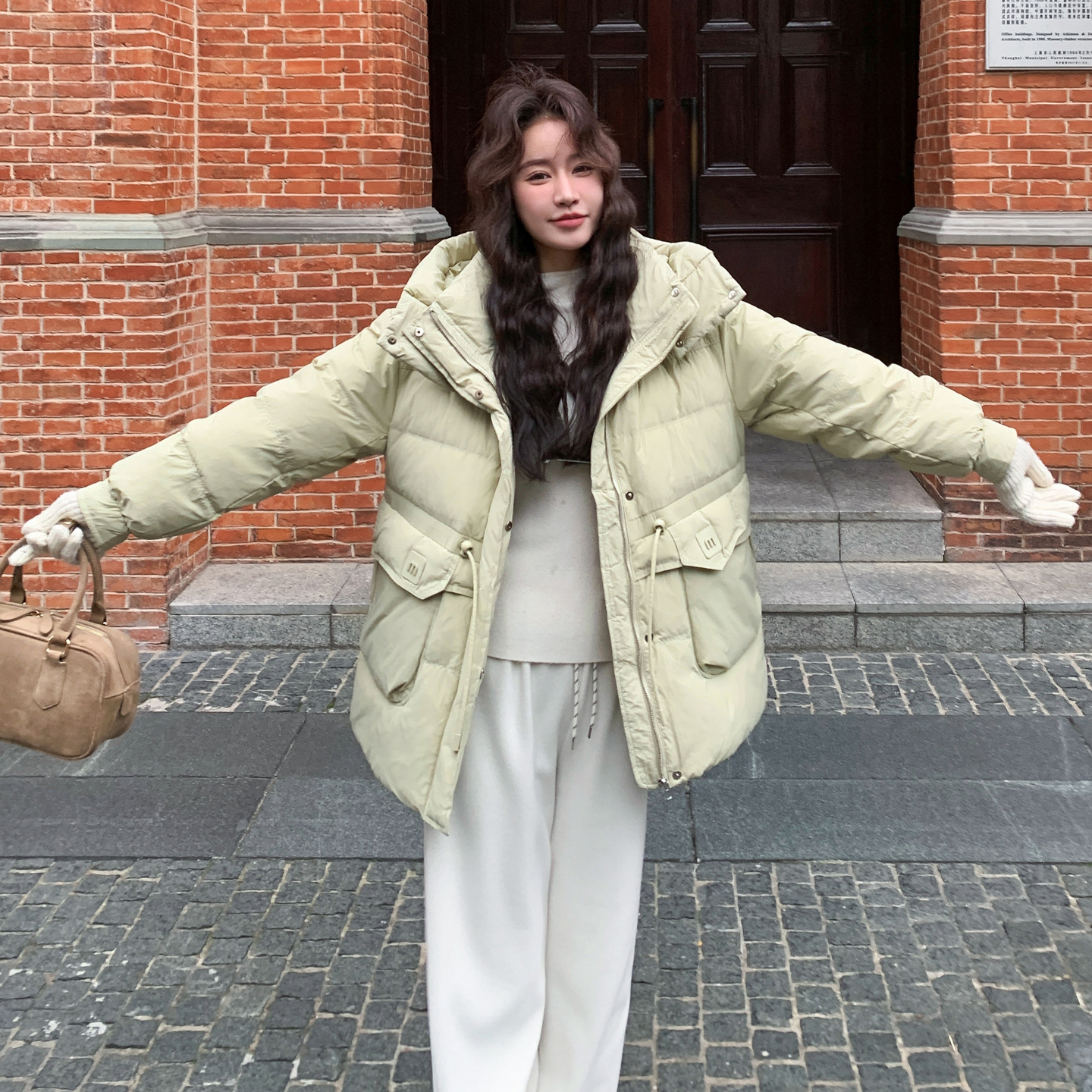 2025【现货冬款】新货云朵泡芙羽绒服201-Q311-P235-控358，女装羽绒服，浙宝201