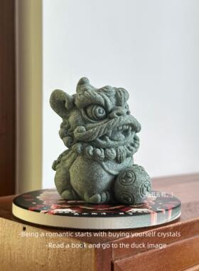 「无聊了 摆个“有球必应”小舞狮」国潮吉祥物瑞兽装饰桌面摆件