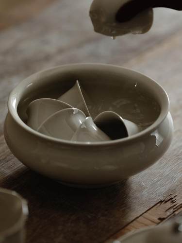 雕刻草灰色陶瓷茶具洗简单纯色杯洗笔洗功夫茶具水桶建水桌面污水