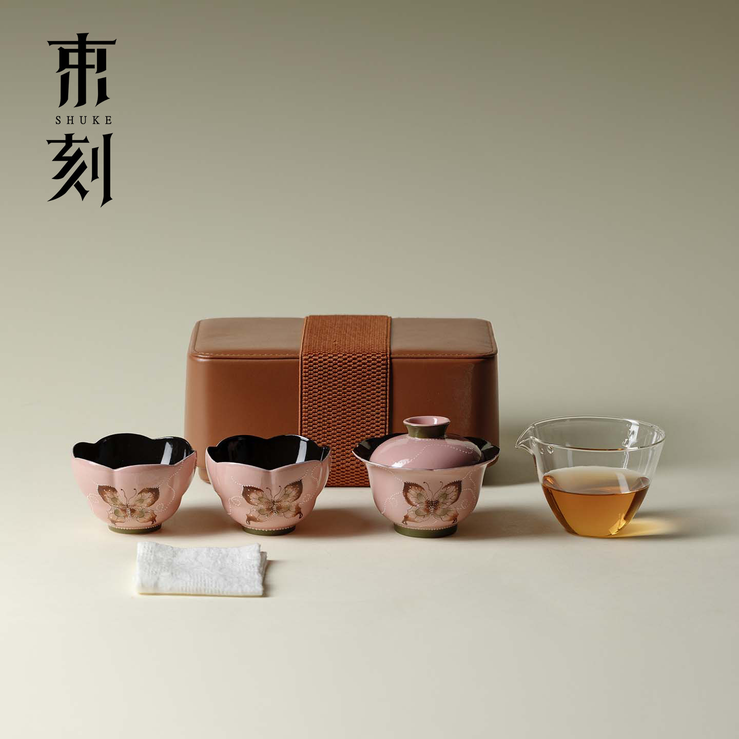 束刻樱花粉蝶功夫茶具套装高颜值一壶两杯皮革收纳茶箱商务伴手礼