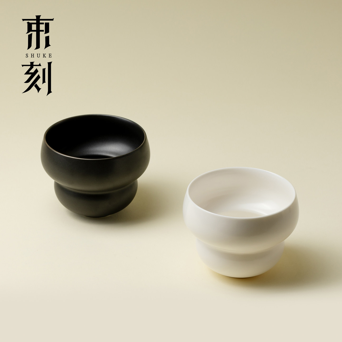 束刻极简黑白葫芦咖啡杯创意陶瓷饮料杯可乐杯家用功夫茶杯主人杯图片
