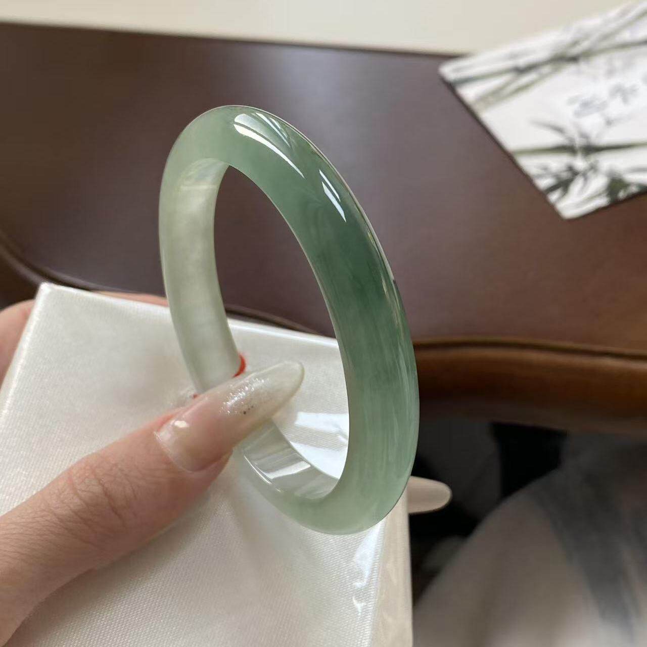 玉长情【丹青系列】缅甸翡翠高冰种飘花玉手镯子正品女步离镯处理