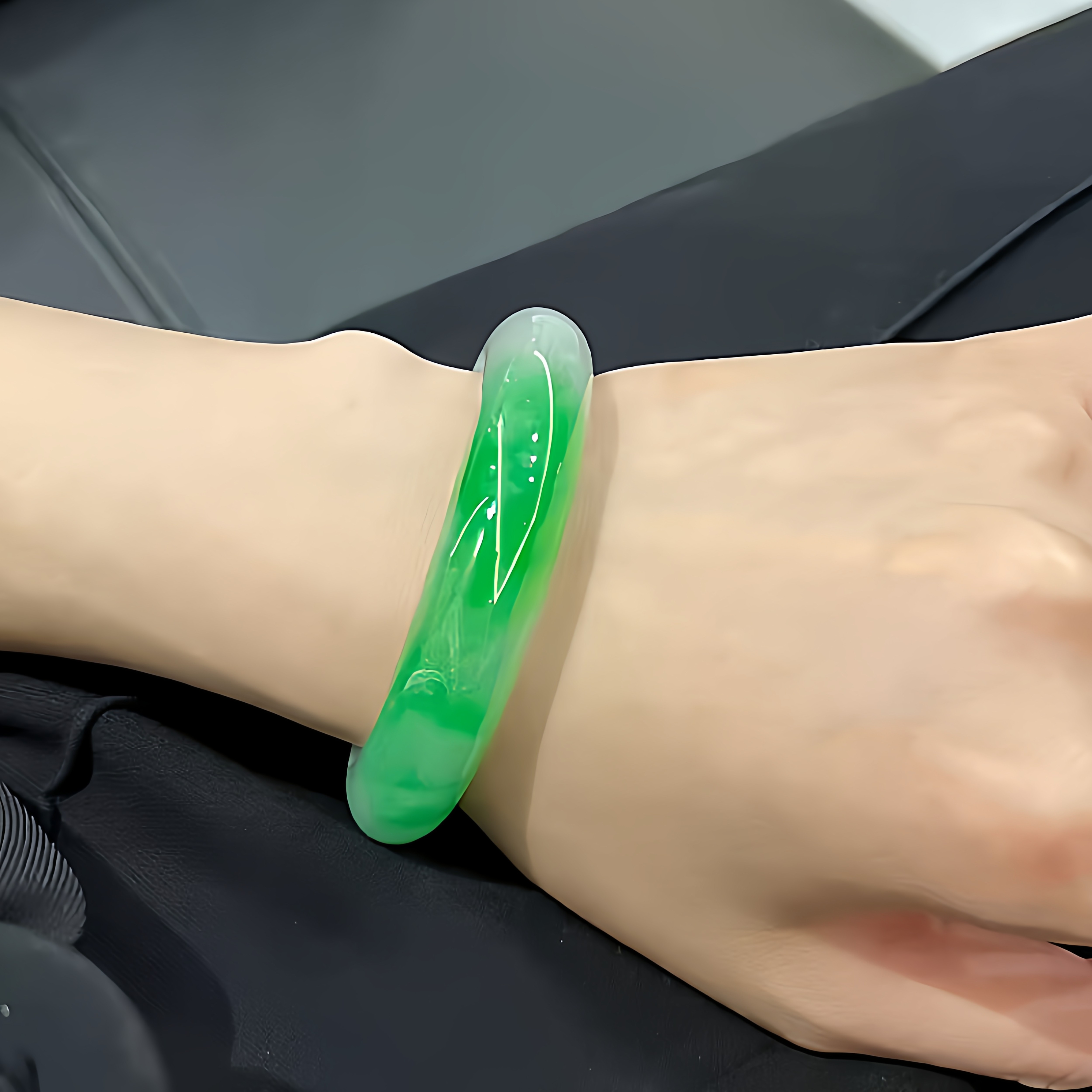 玉长情【山青系列】缅甸半山水翡翠玉手镯子女款贵妃正圈玉石处理