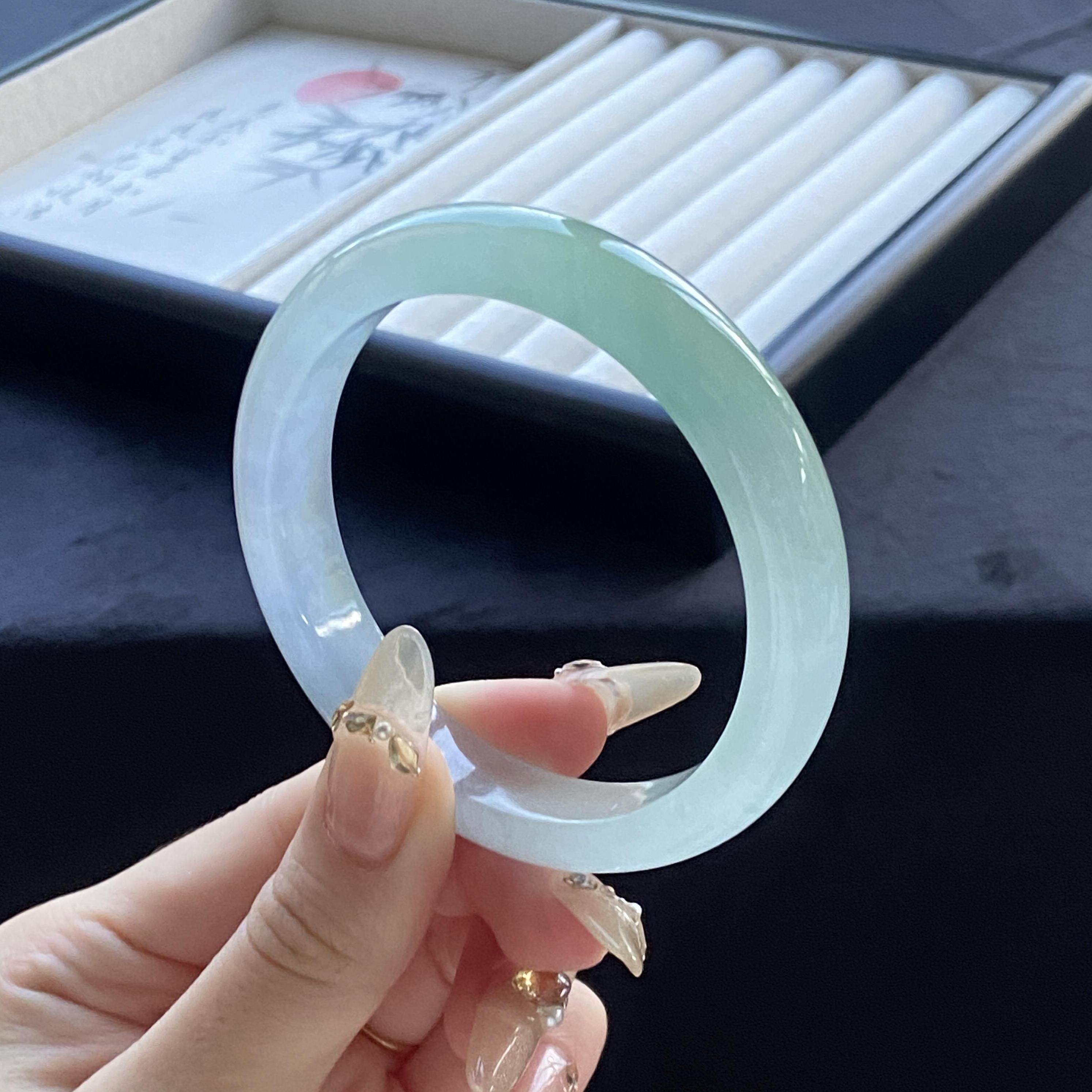 玉长情【绿枝系列】翡翠手镯玉手镯冰飘花冰种平安镯浅绿玉石处理