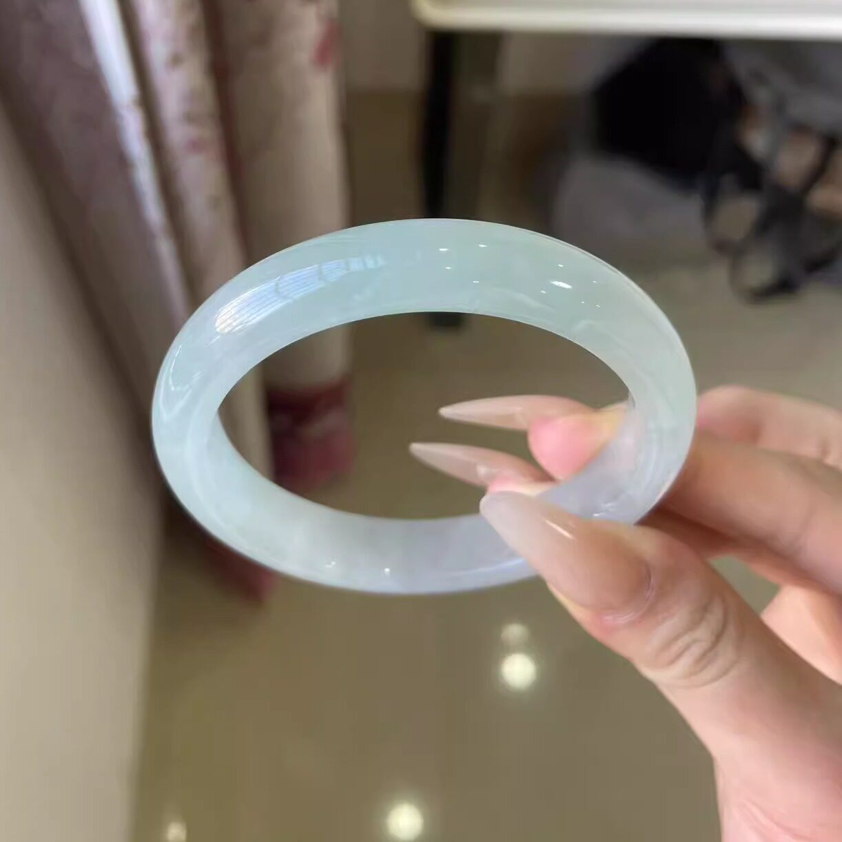 玉长情【清丽系列】高端翡翠高冰种飘花玉手镯子正品女贵妃镯处理