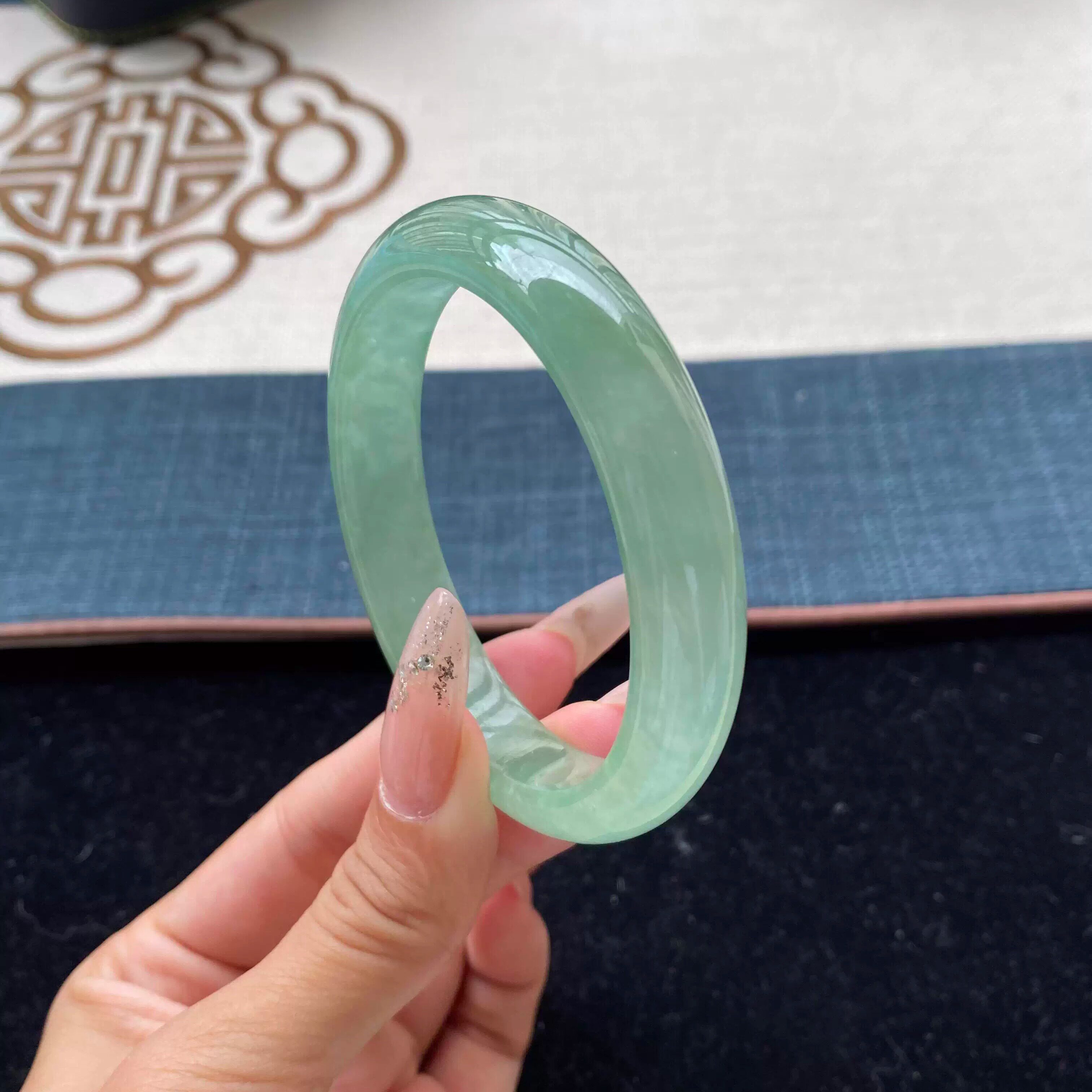 高品质翡翠玉手镯销量前三