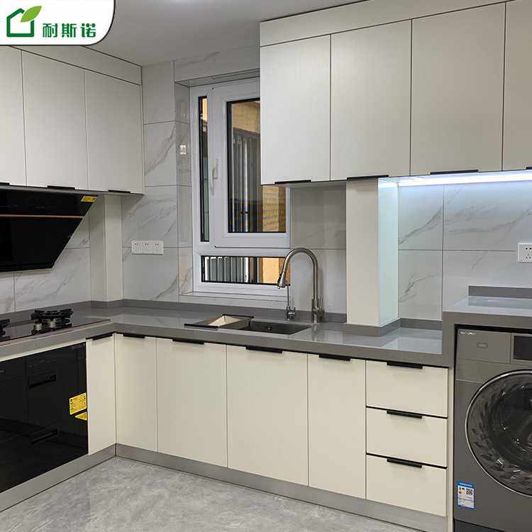 北京源头工厂定制烤漆橱柜露水河柜体亮光门板石英石台面定做