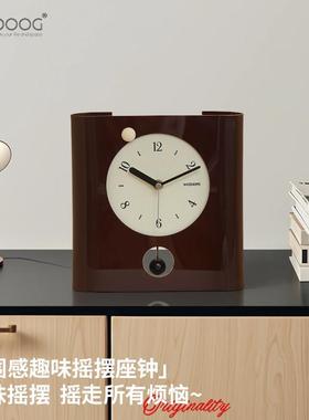 EMITDOOG玄关摆放式时钟摆件客厅家居办公桌面创意钟表装饰品