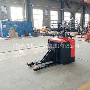 牵吨引车上2 承头载式 5吨电动牵引车可升降HXX站驾电动拖车挂钩可