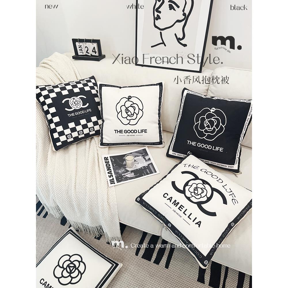 满座黑白花加厚车载抱枕被子两用盖毯沙发抱枕毯二合一办公室午睡