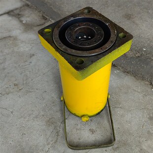 滑模千斤顶矿用桥梁滑模液压起顶机烟囱筒仓安装6T滑膜千斤顶