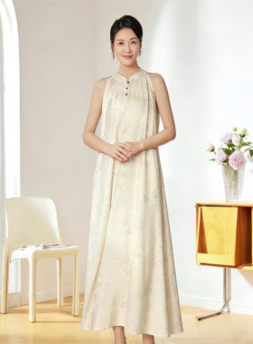 Q2Y 2026夏季法式绝美V领碎花连衣裙女气质收腰长裙茶歇裙