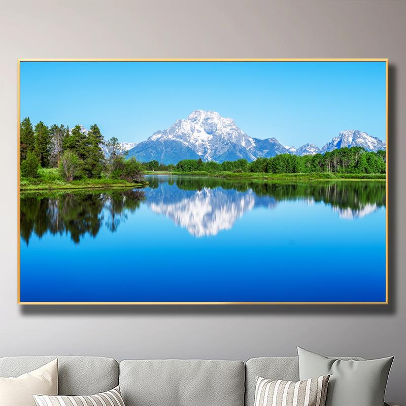 平静湖面山水画雪山高山树林挂画树木大自然风水画湖泊森林绿意
