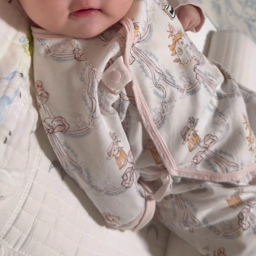 连体衣春季新生儿无骨哈衣初春婴儿衣服纯棉小月龄宝宝