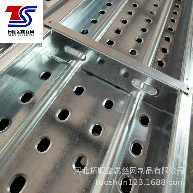 热镀锌钢跳板厂家供应钢制3米脚手架踏板盘扣式防滑带挂钩钢跳板