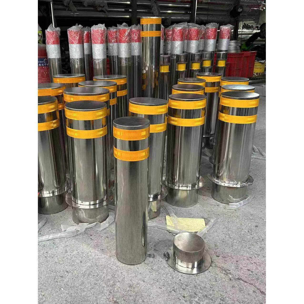 304不锈钢阻车警示柱路桩活动埋置安全防撞反射柱锁阻停车,五金/工具,护栏/隔离栏,淘宝优惠券,粉丝福利购,淘宝优惠卷