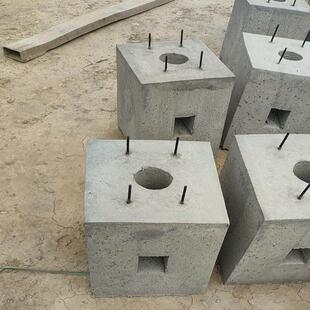 监控灯杆水泥基础预埋件灯杆预制花园灯地面笼混凝土水泥墩路灯底