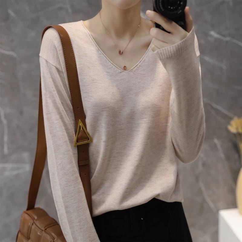 秋冬内搭女长袖打底衫t恤2024新款宽松V领毛衣薄款羊毛针织上衣潮