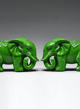 绿色木雕刻大象摆件实木质一对象木头补角木制家居客厅装饰工艺品